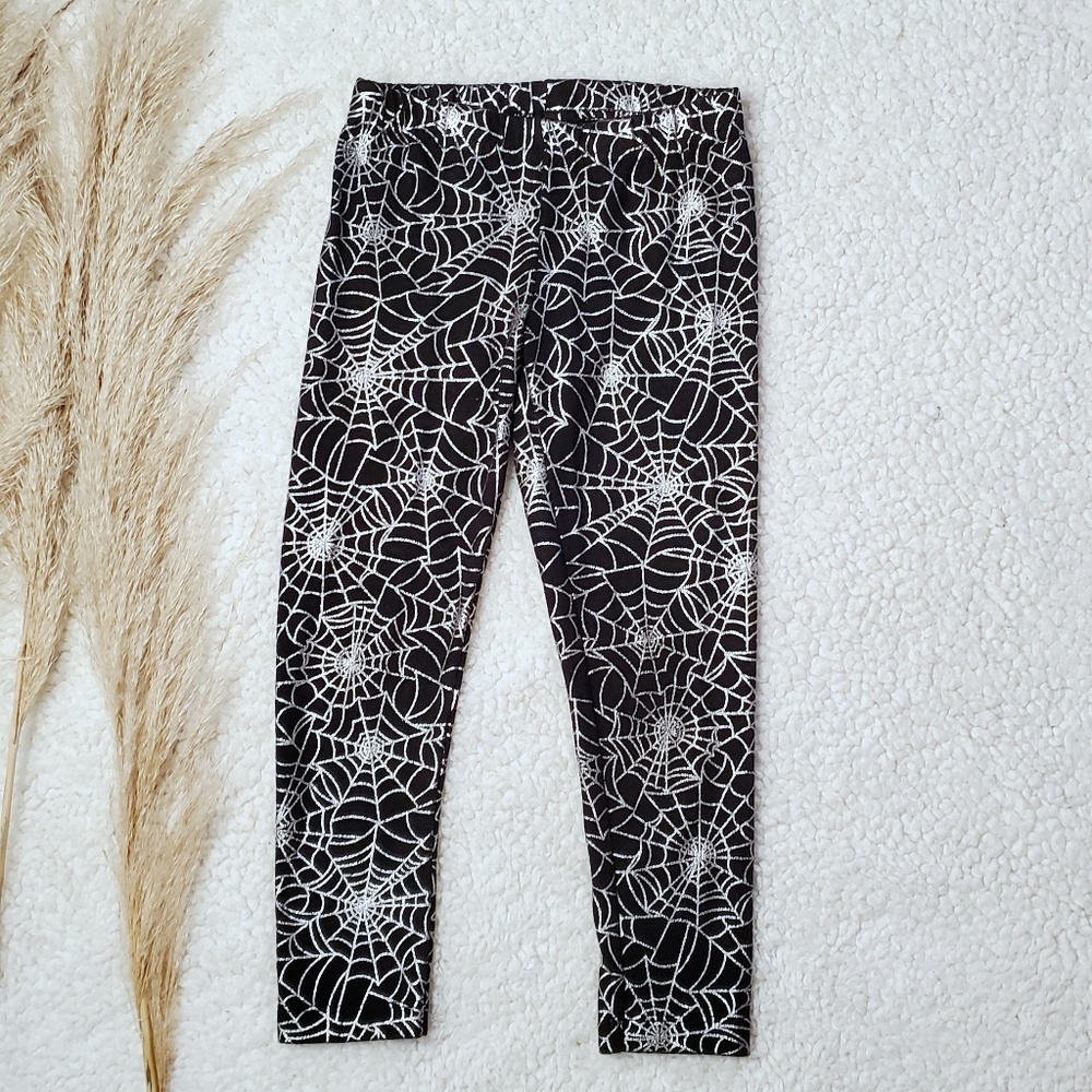2/$10 Girls XS Spiderweb Leggings Silver & Black